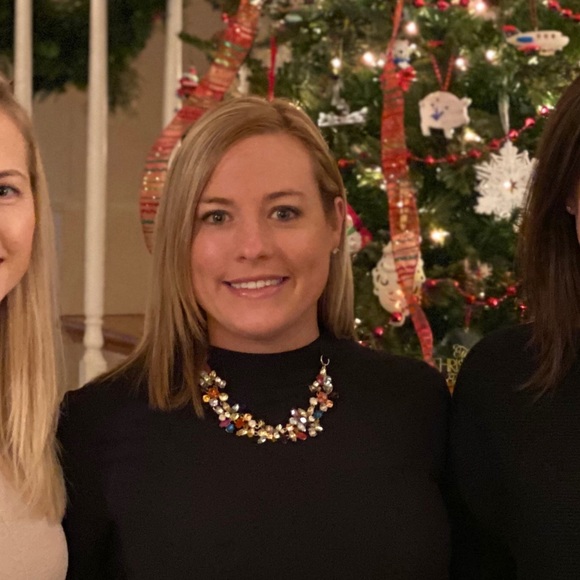 Meet your Posher, Traci - Picture 1 of 1